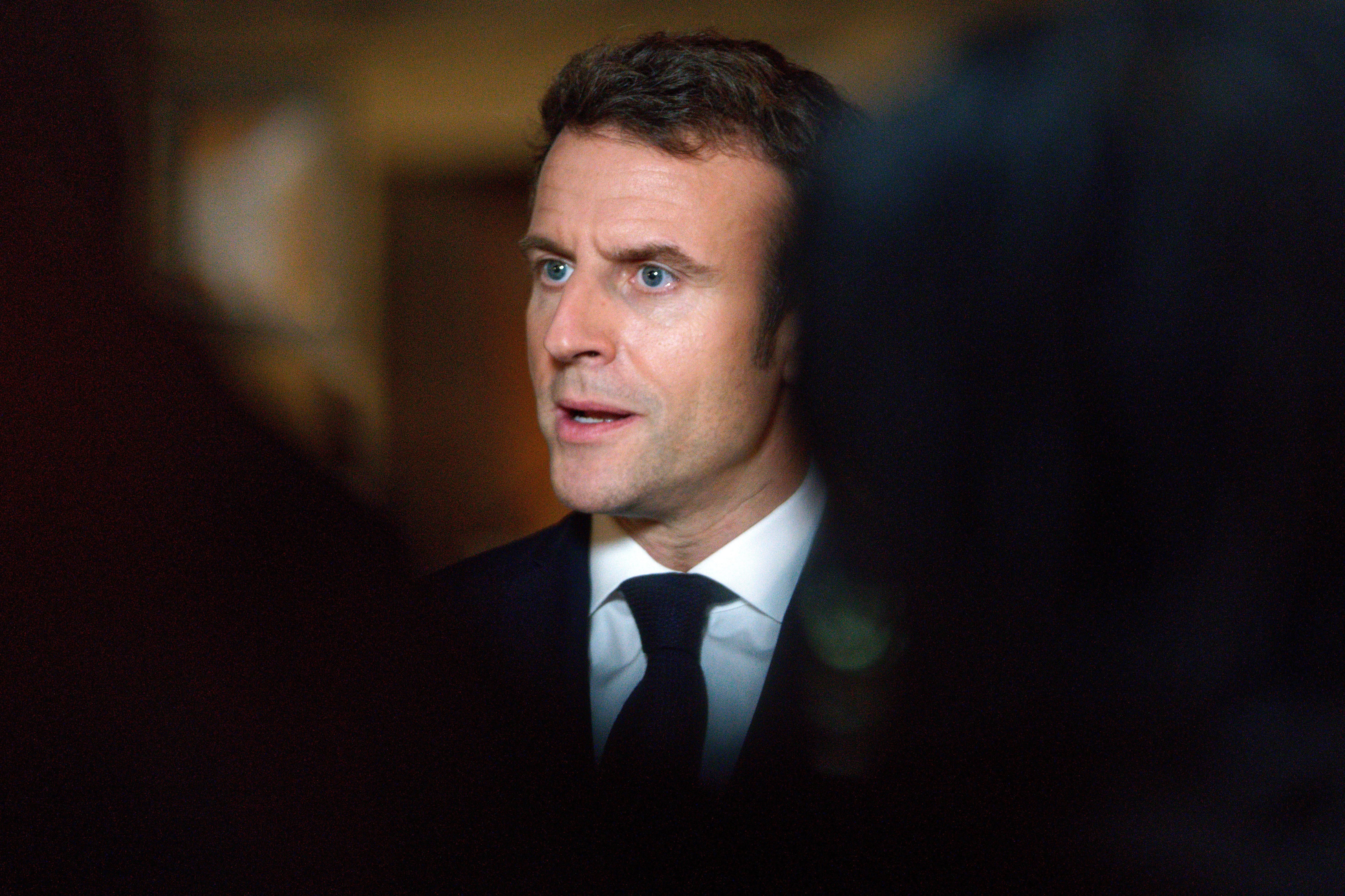 Макрону будет сложнее править, – журналист о парламентских выборах во Франции