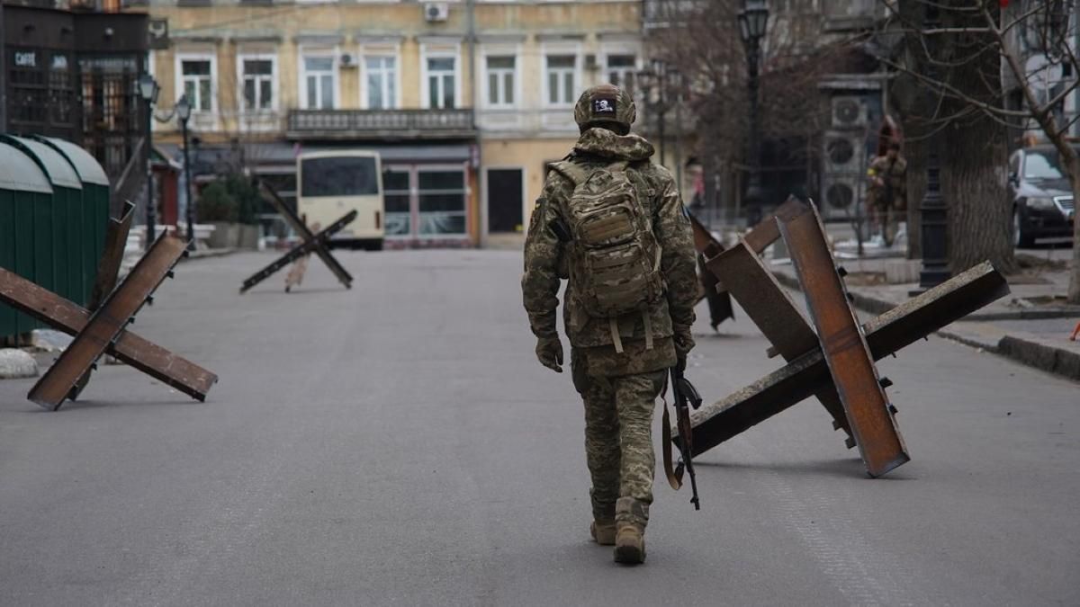 У росіян зараз немає сил для висадки десанту біля Одеси, – Братчук