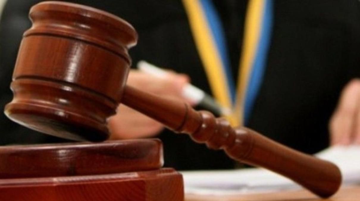 Полоненого жителя Донбасу засудили до 15 років за ґратами за участь у війні проти України Полоненого жителя Донбасу засудили до 15 років за ґратами за участь у війні проти України