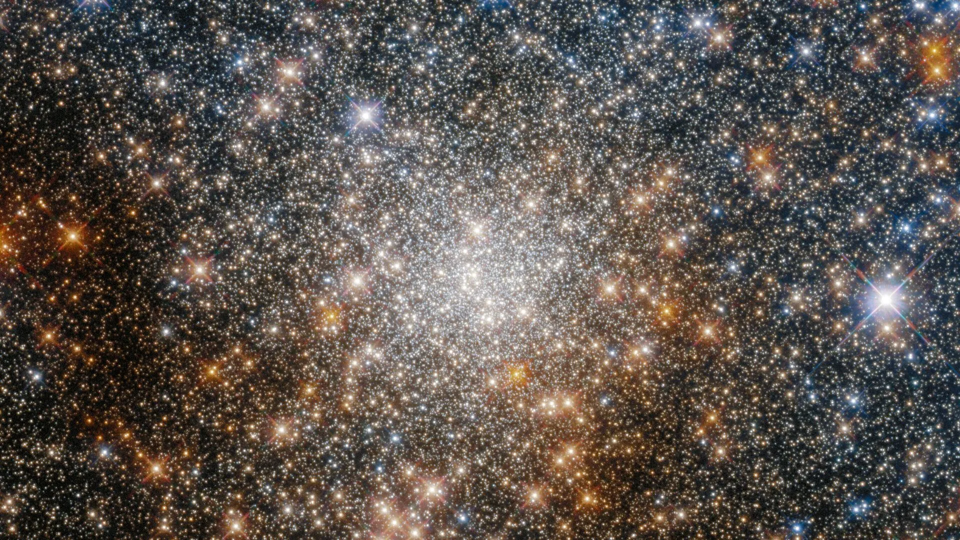 Фото Hubble