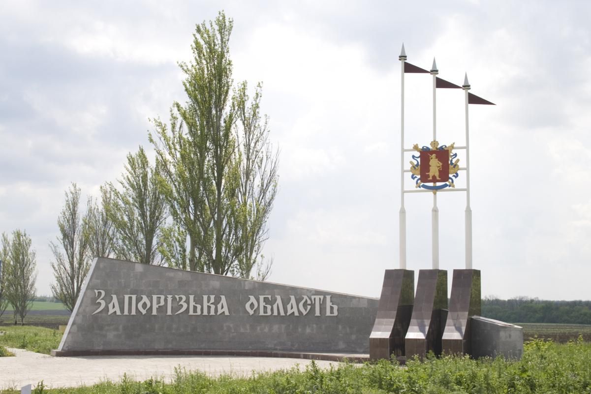 Оккупанты расчищают порт в Бердянске, в Мелитополь прибыл поезд для перевозки зерна