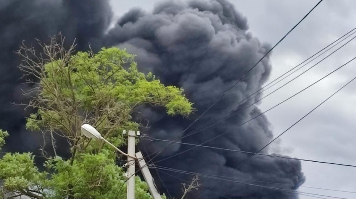 Удар 7 ракетами по Миколаєву, є руйнування: інформація про загиблого не підтвердилась Удар 7 ракетами по Миколаєву, є руйнування: інформація про загиблого не підтвердилась