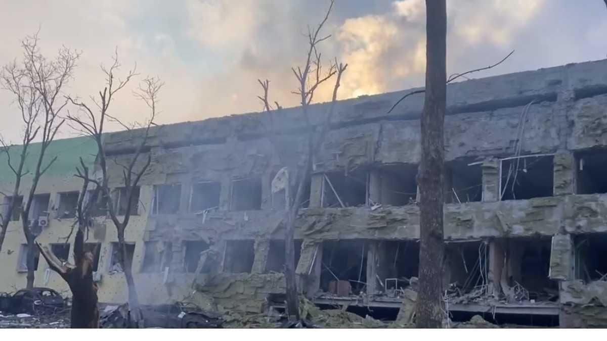Понад 1,5 тисячі зруйнованих шкіл і будинків: в Україні офіційно запустили "Карту Руйнувань"