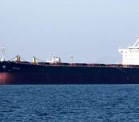 СМИ пишут, что танкеры с российской нефтью выключают локацию в Атлантике: зачем им это