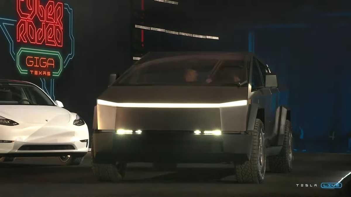 Ілон Маск розповів коли почнеться випуск електричного пікапа Tesla Cybertruck - Техно Ілон Маск розповів коли почнеться випуск електричного пікапа Tesla Cybertruck - Техно
