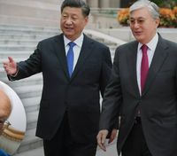 Гарант для Казахстану – це Китай, – Піонтковський про чергові ляпаси Путіну