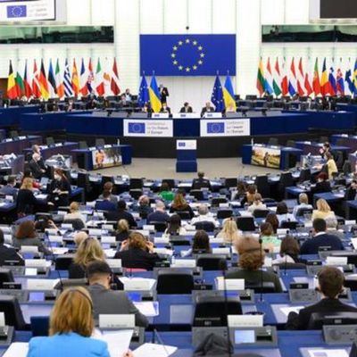 Європарламент підтримав надання Україні та Молдові статусу кандидатів у ЄС