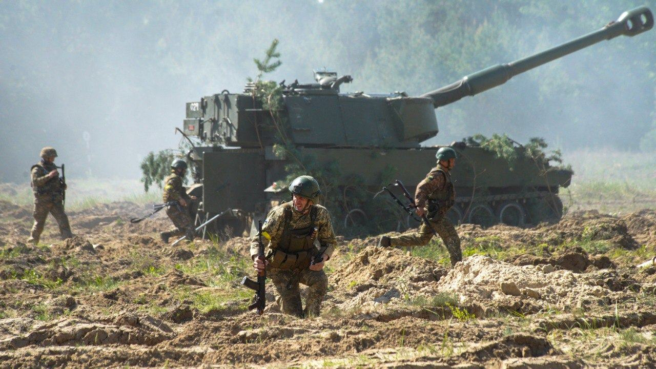 Оружие победы какими именно западными орудиями ВСУ уничтожают россиян - 24 Канал Оружие победы какими именно западными орудиями ВСУ уничтожают россиян - 24 Канал