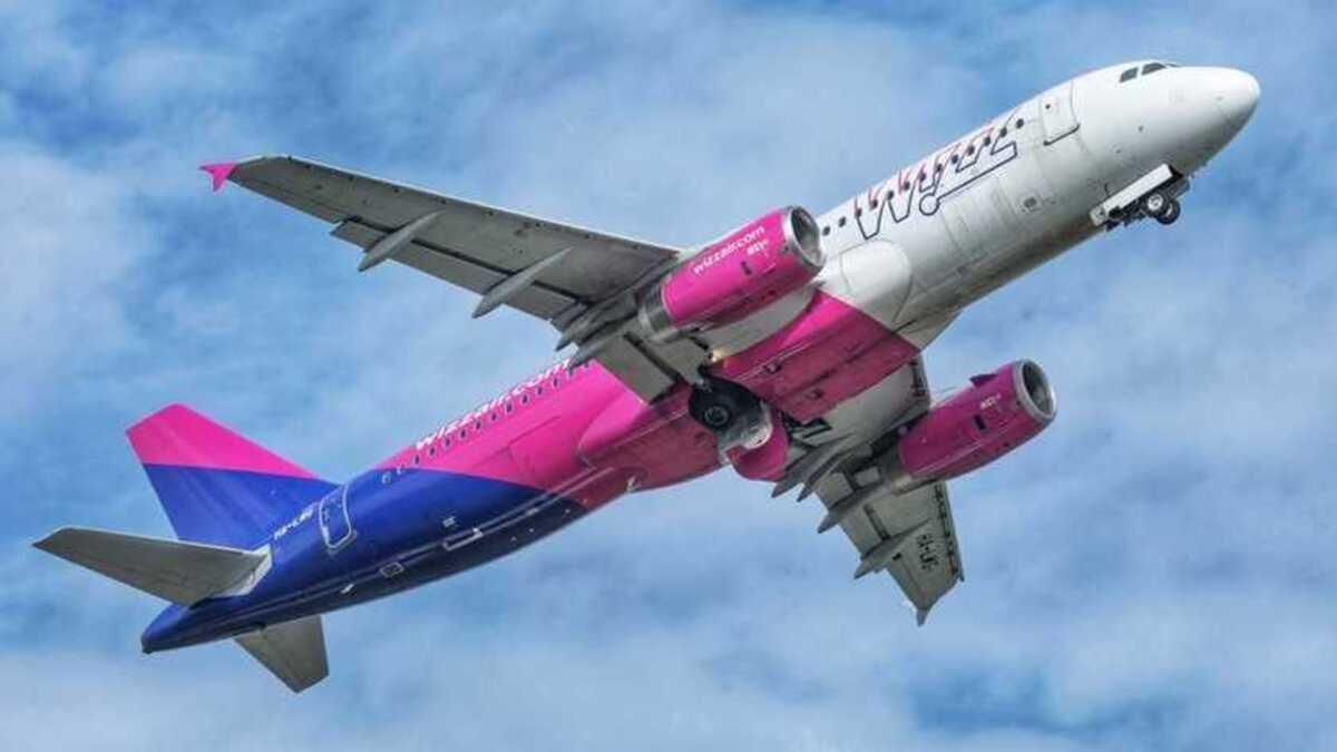 Wizz Air открывает 3 новых рейса в Саудовскую Аравию: что нужно знать