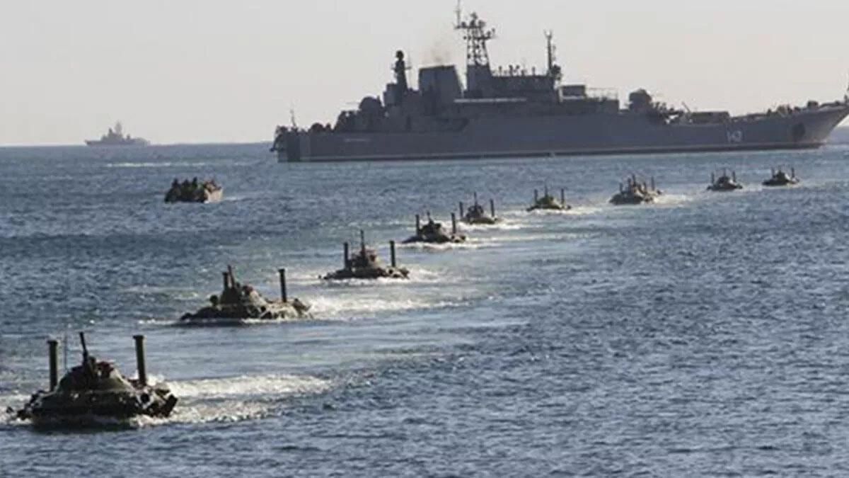 Російський флот вивів з Севастополя 6 кораблів-ракетоносців