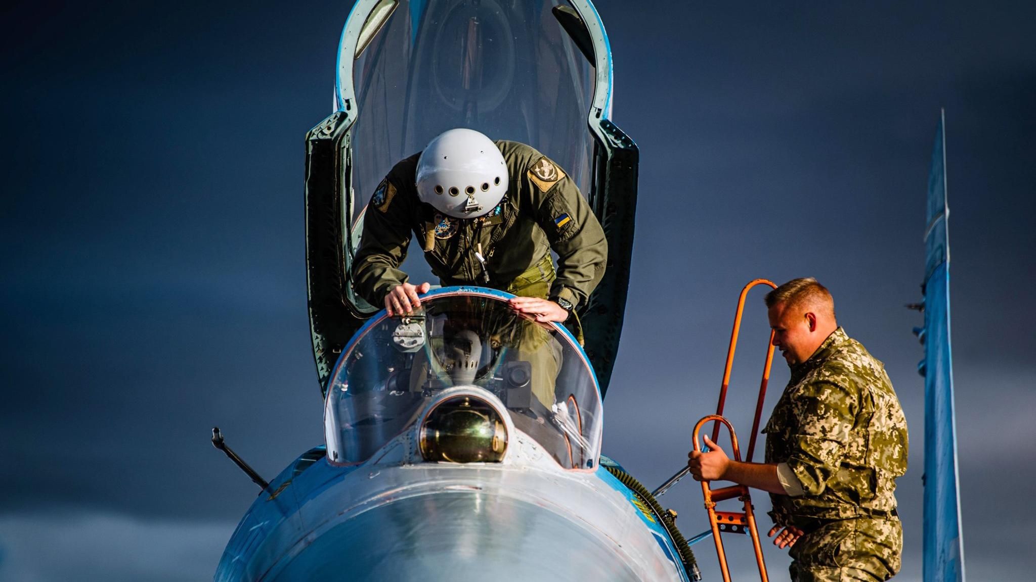 В США подали законопроект о срочном начале обучения украинских пилотов В США подали законопроект о срочном начале обучения украинских пилотов