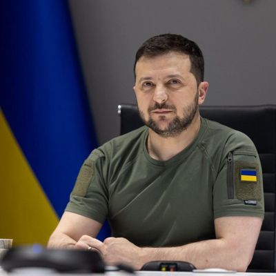 Зеленський закликав радіти кандидатству в ЄС і порівняв шлях України зі сходженням на Еверест