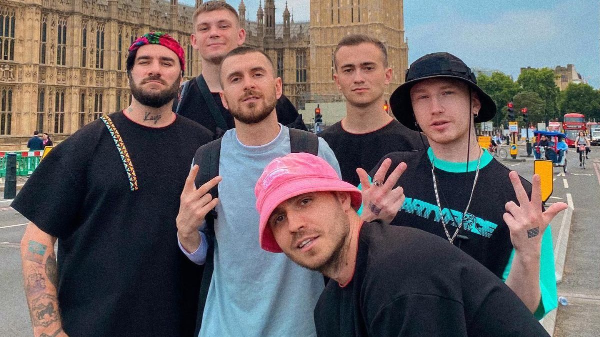 Поблагодарили Джонсона и спели Stefania: Kalush Orchestra выступили на Glastonbury