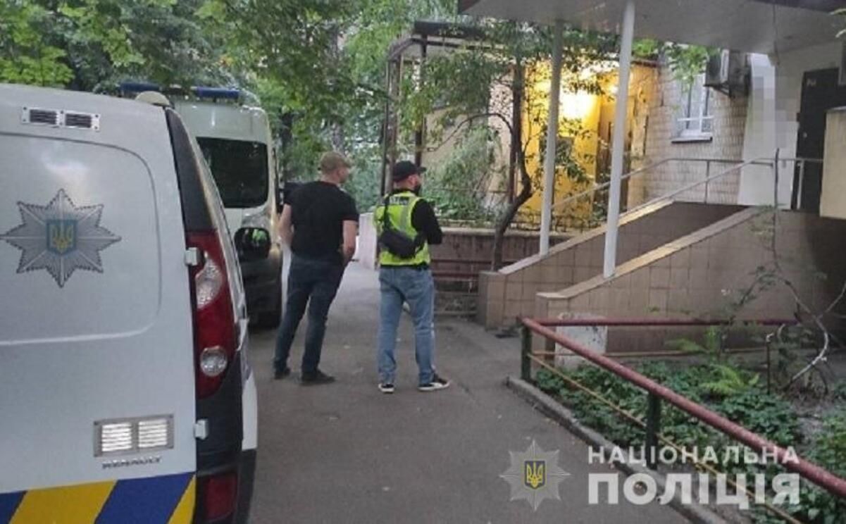 Вистрілили в голову прямо в квартирі: у Києві на Печерську сталося вбивство