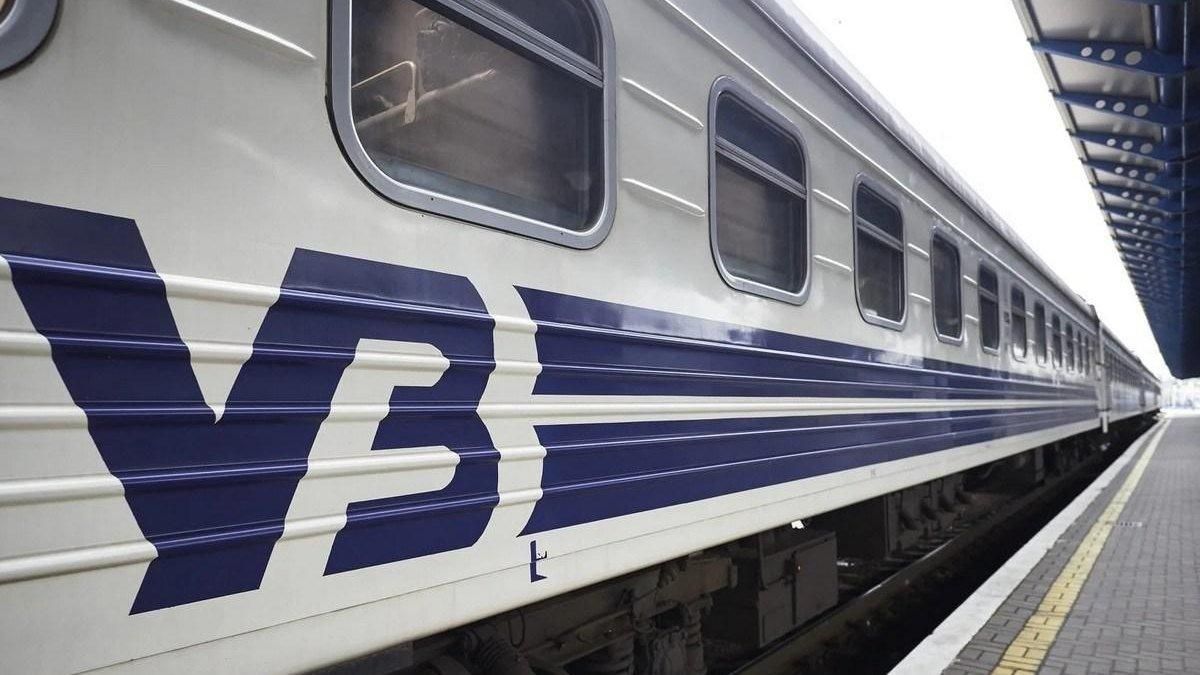 Поезда в Перемышль из Украины задерживают на 12 часов