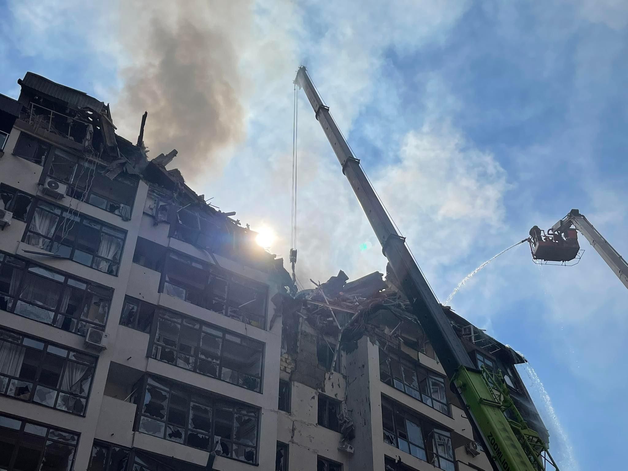 В результате утренних обстрелов в Киеве ранены по меньшей мере 5 человек В результате утренних обстрелов в Киеве ранены по меньшей мере 5 человек