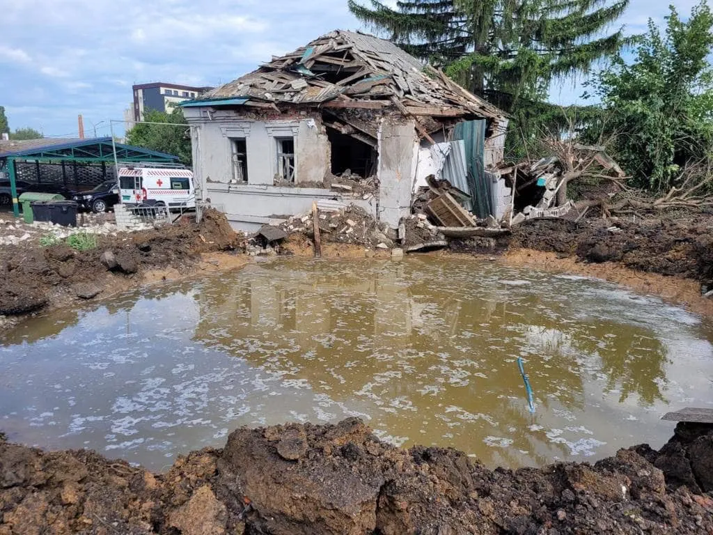 Місце ракетного удару Місце ракетного удару