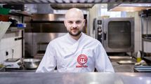 Смачні хот-доги вдома: простий і швидкий рецепт від Миколи Люлька