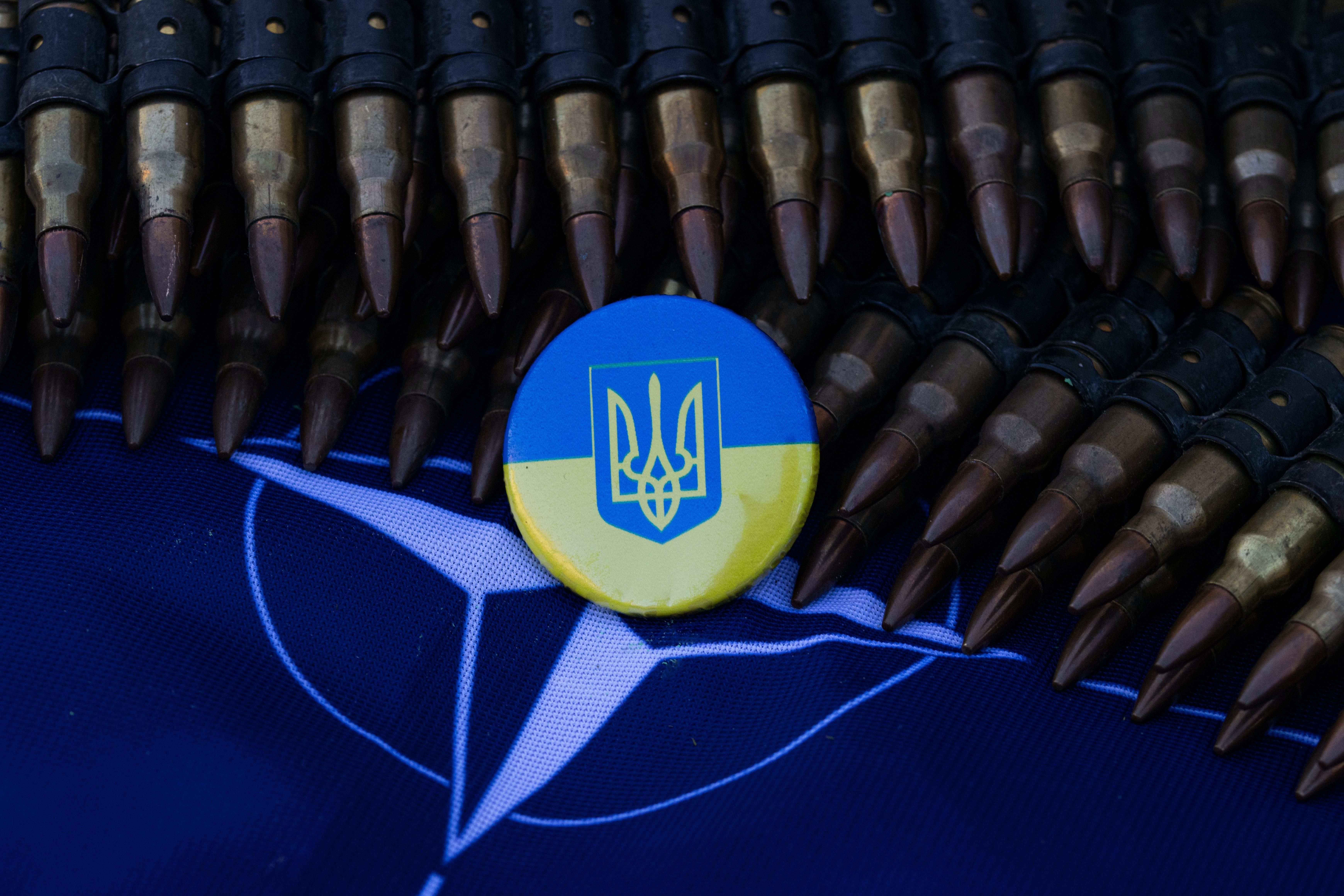 У НАТО відповіли на критику про недостатню допомогу Україні