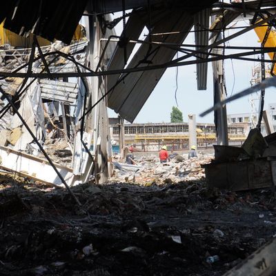Пошукові роботи на місці зруйнованого ТРЦ у Кременчуку завершені: кількість жертв зросла