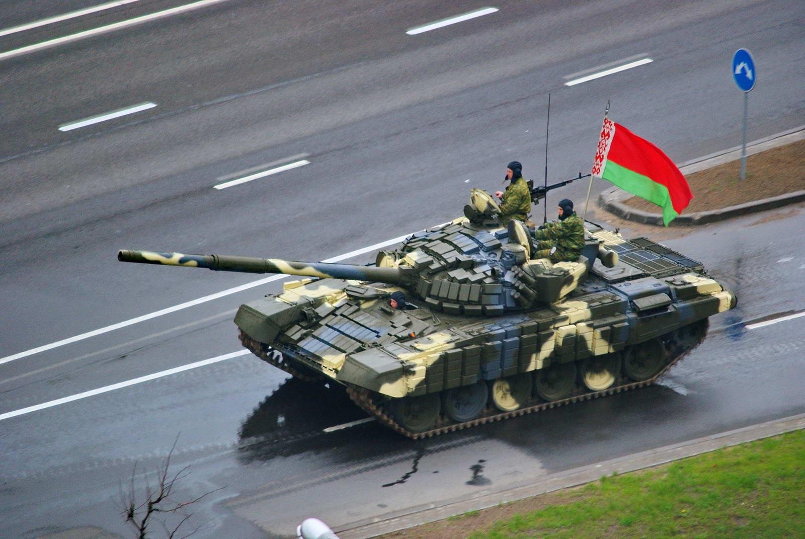 На границе с Украиной белорусская армия провела плановую тренировку