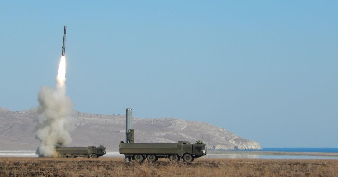Оккупанты запустили "Оникс" по Одесской области: противокорабельную ракету сбила ПВО