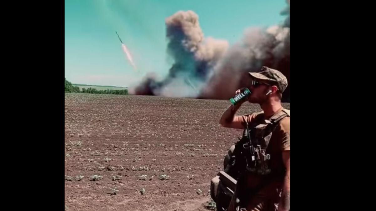 Смотреть видео, как ВСУ отправляют кафиров в ад Смотреть видео, как ВСУ отправляют кафиров в ад