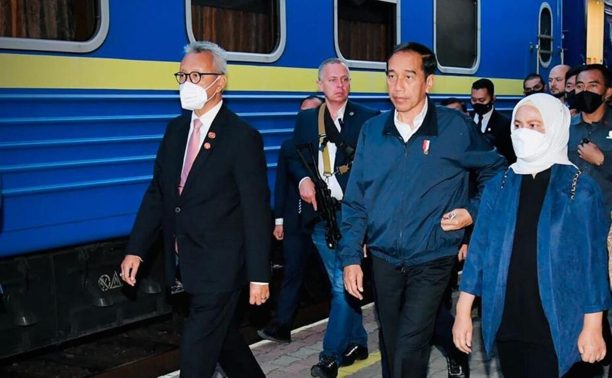 Президент Індонезії Джоко Відодо прибув до Києва - відео - 24 Канал