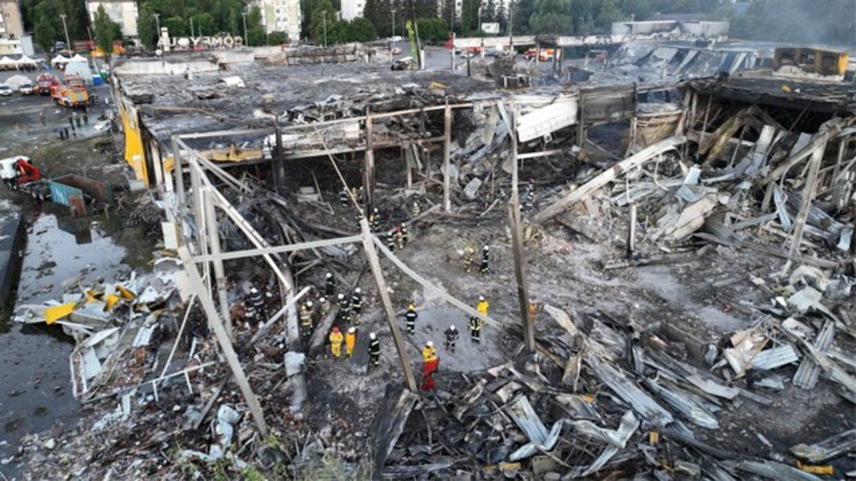 Росіяни відповідатимуть за обстріл Кременчука Росіяни відповідатимуть за обстріл Кременчука