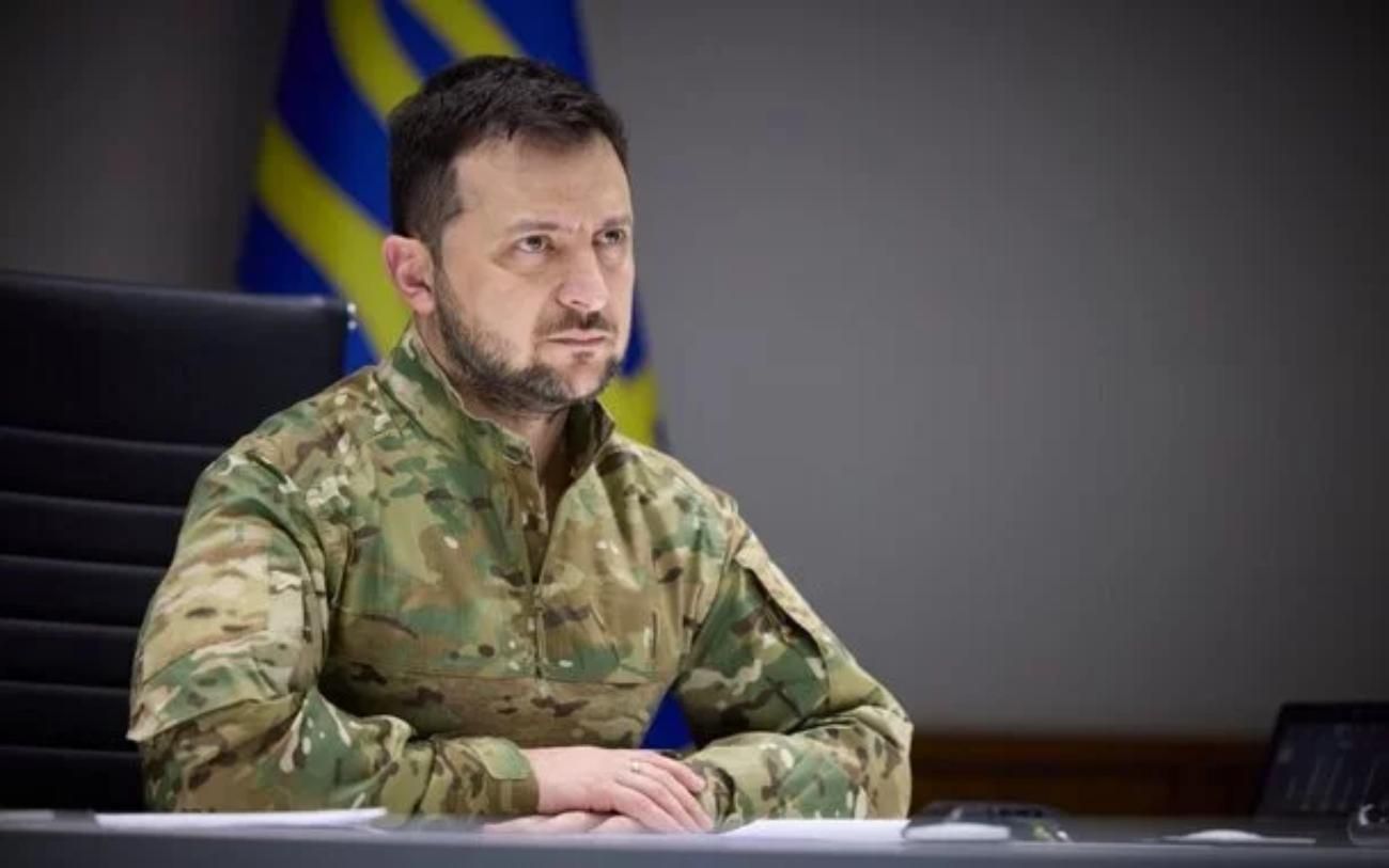 Зеленский обратился к украинцам Зеленский обратился к украинцам