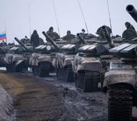 "Іде на оборону Херсона": на Запоріжжі масово помічають рух колон техніки Росії
