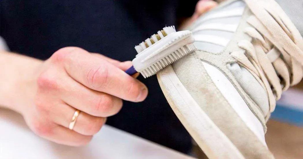 Кроссовки из замши Кроссовки из замши