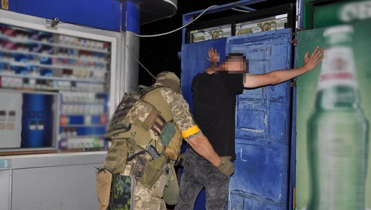 У Черкасах перевірили дотримання комендантської години У Черкасах перевірили дотримання комендантської години