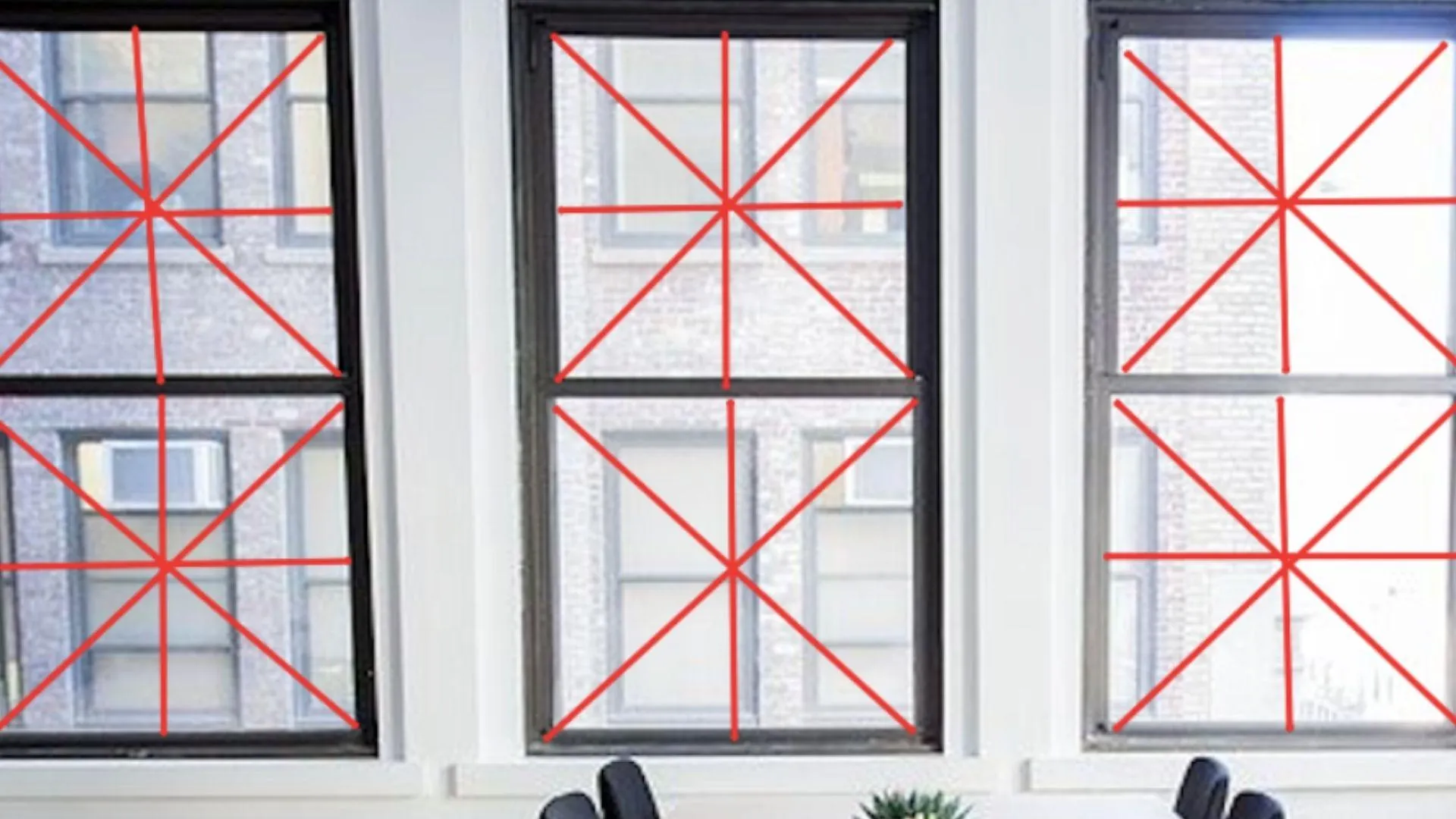 Заклеенные окна Заклеенные окна