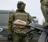 Привезли "своїх": росіяни намагаються налагодити окупаційну "владу" у Сєвєродонецьку