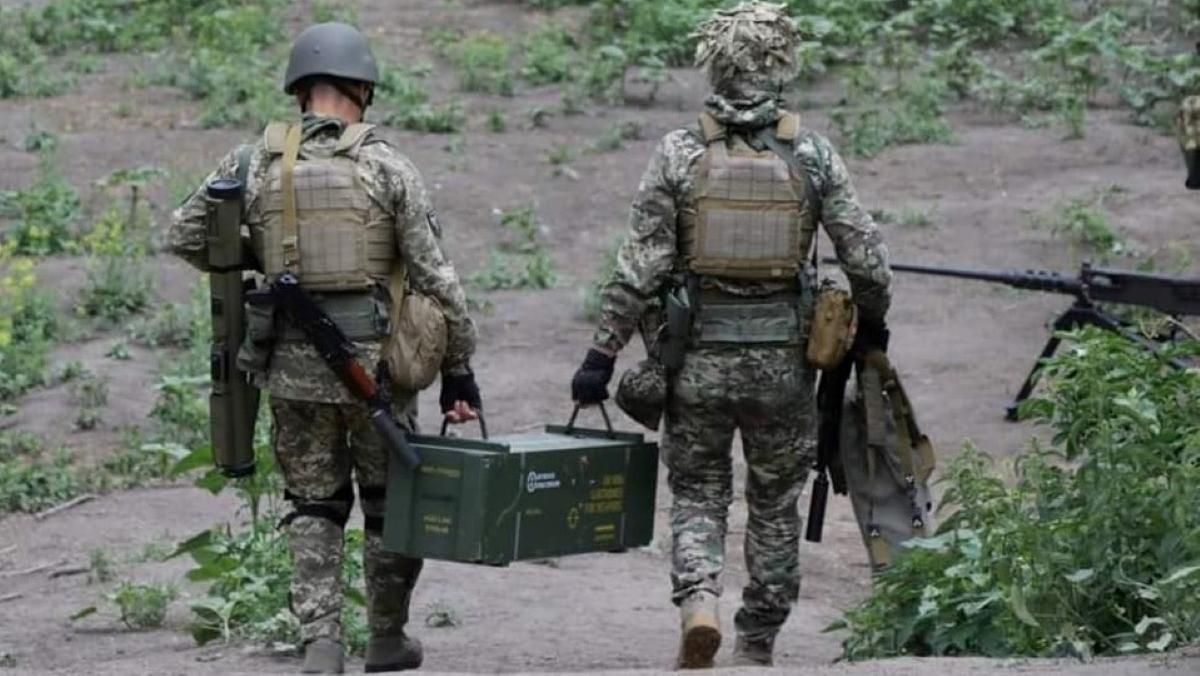 Українські військові на передовій Українські військові на передовій