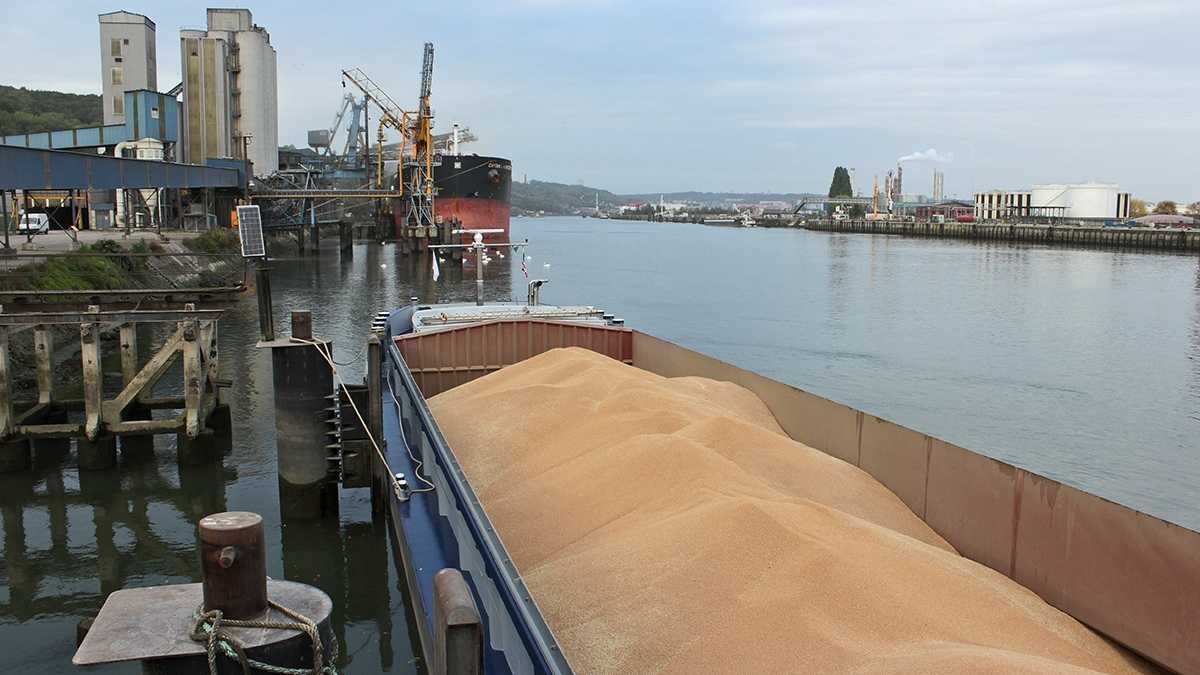 Судно з краденим зерном вийшло з порту Туреччини - реакція МЗС України