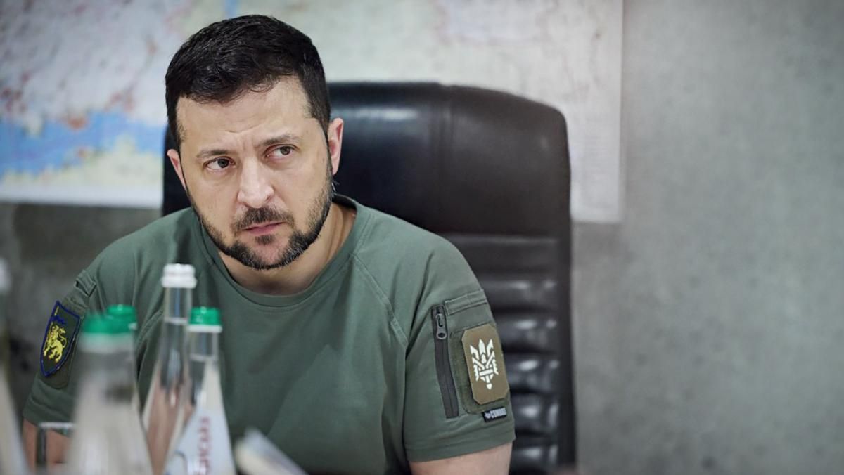 Зеленський звернувся до українців Зеленський звернувся до українців