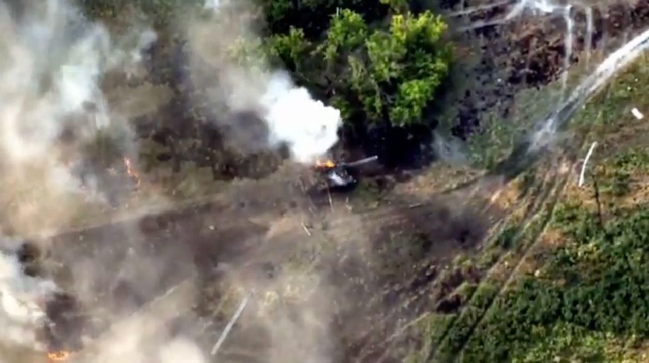 Чорні Запорожці знищили відразу 9 російських танків Чорні Запорожці знищили відразу 9 російських танків