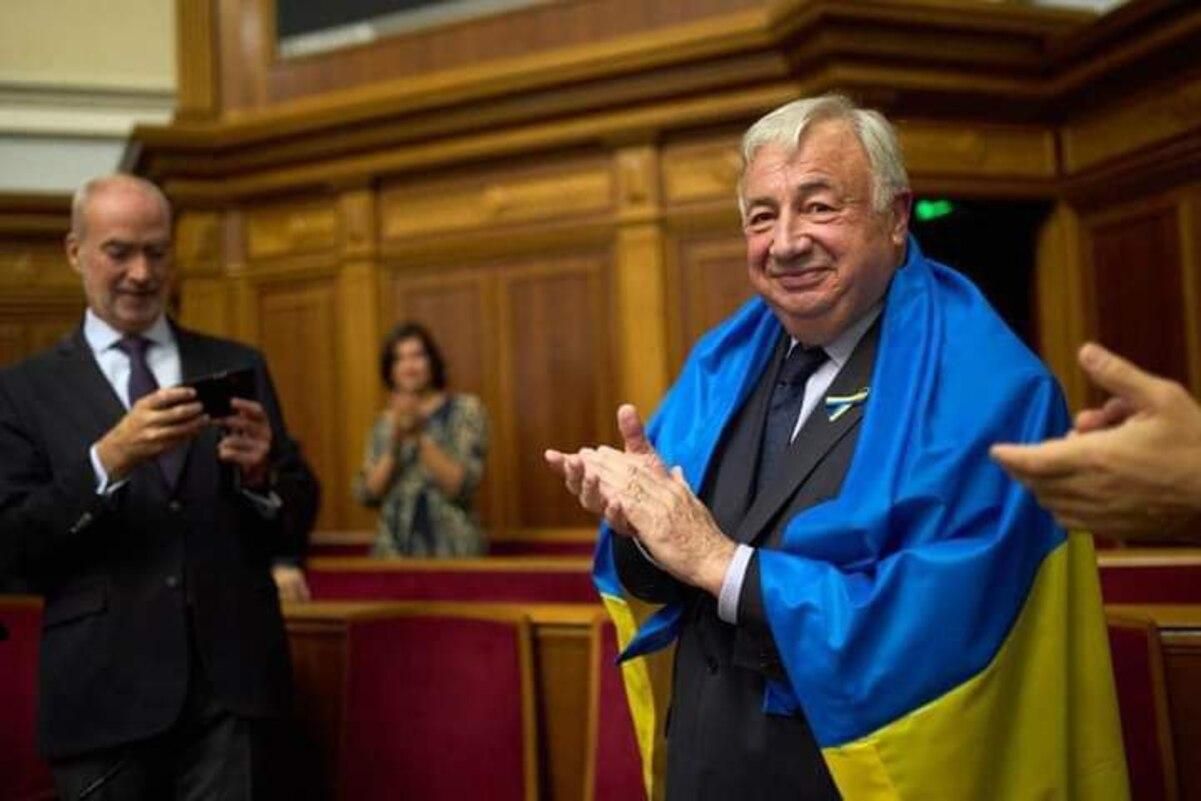 В Верховной Раде выступил Жерар Ларше В Верховной Раде выступил Жерар Ларше