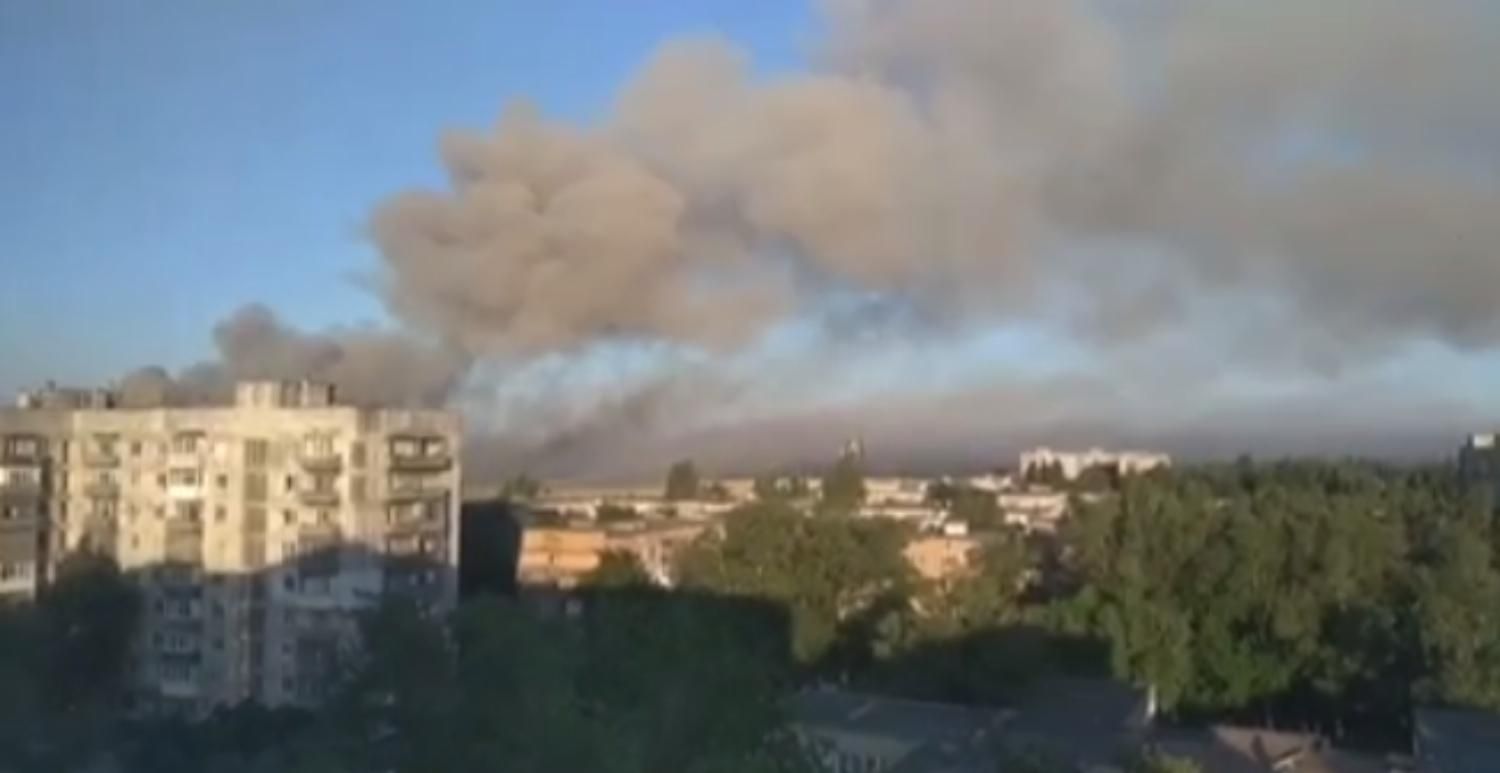 Мощные взрывы снова слышно в оккупированных Харцызске и Шахтерске - 24 Канал