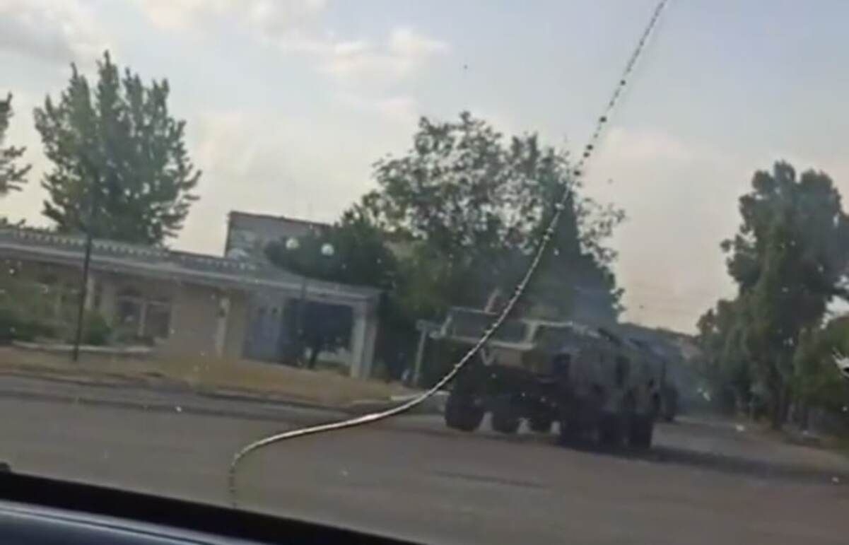 росіяни переганяють комплекти “Точка У” на Луганщині: можуть готувати провокації росіяни переганяють комплекти “Точка У” на Луганщині: можуть готувати провокації