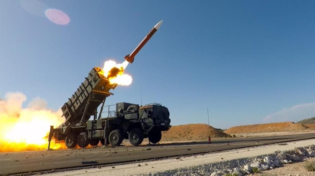 Україна планує переговори щодо надання ЗРК Patriot Україна планує переговори щодо надання ЗРК Patriot