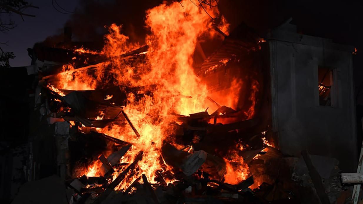 Оккупанты массированно обстреляли Николаев 12 июля 2022 года - какая ситуация в городе Оккупанты массированно обстреляли Николаев 12 июля 2022 года - какая ситуация в городе