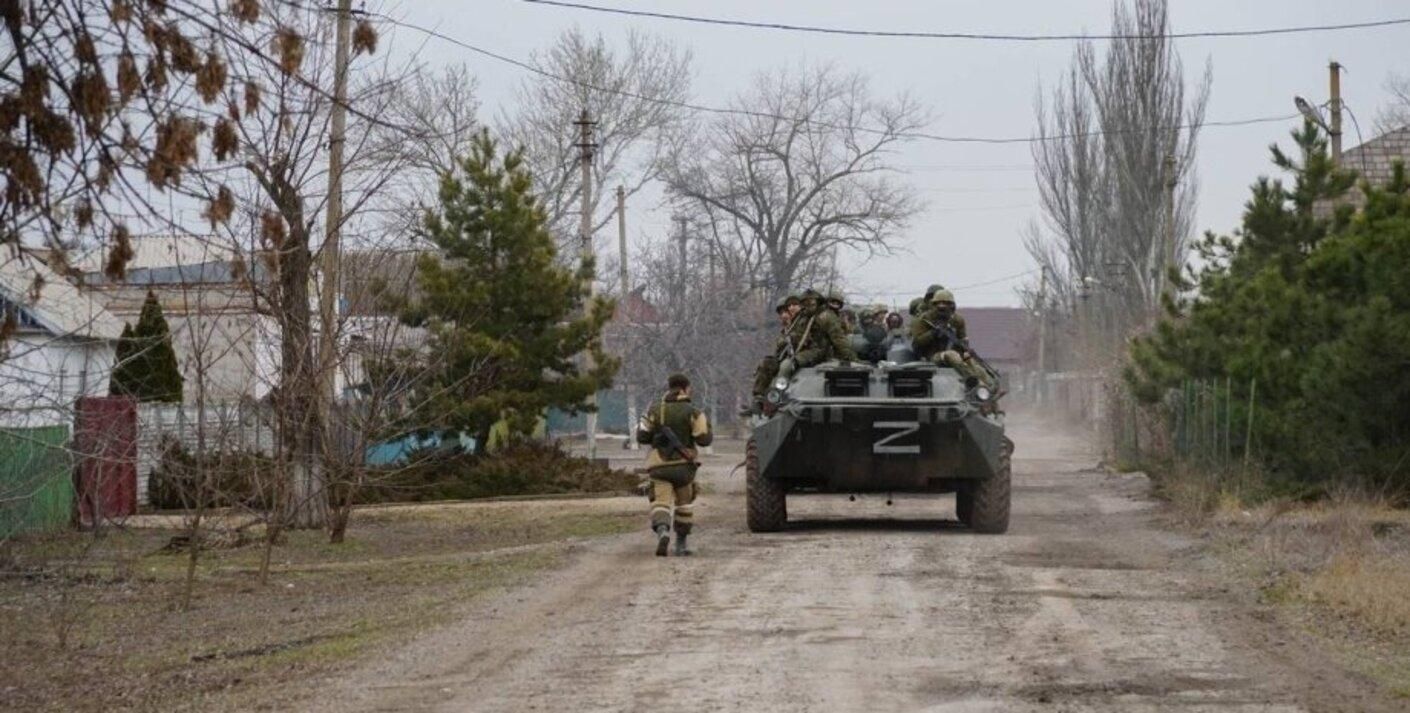 У будівлі, де лікували імпотенцію: у Маріуполі відкрити "адміністрацію" квазіреспубліки У будівлі, де лікували імпотенцію: у Маріуполі відкрити "адміністрацію" квазіреспубліки