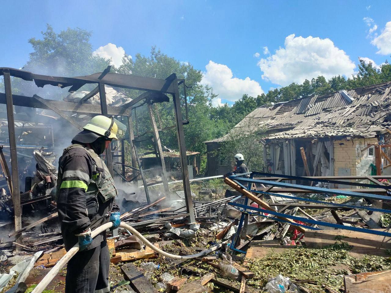 Внаслідок обстрілу Харкова 12.07.2022 постраждали 5 людей – фото наслідків удару