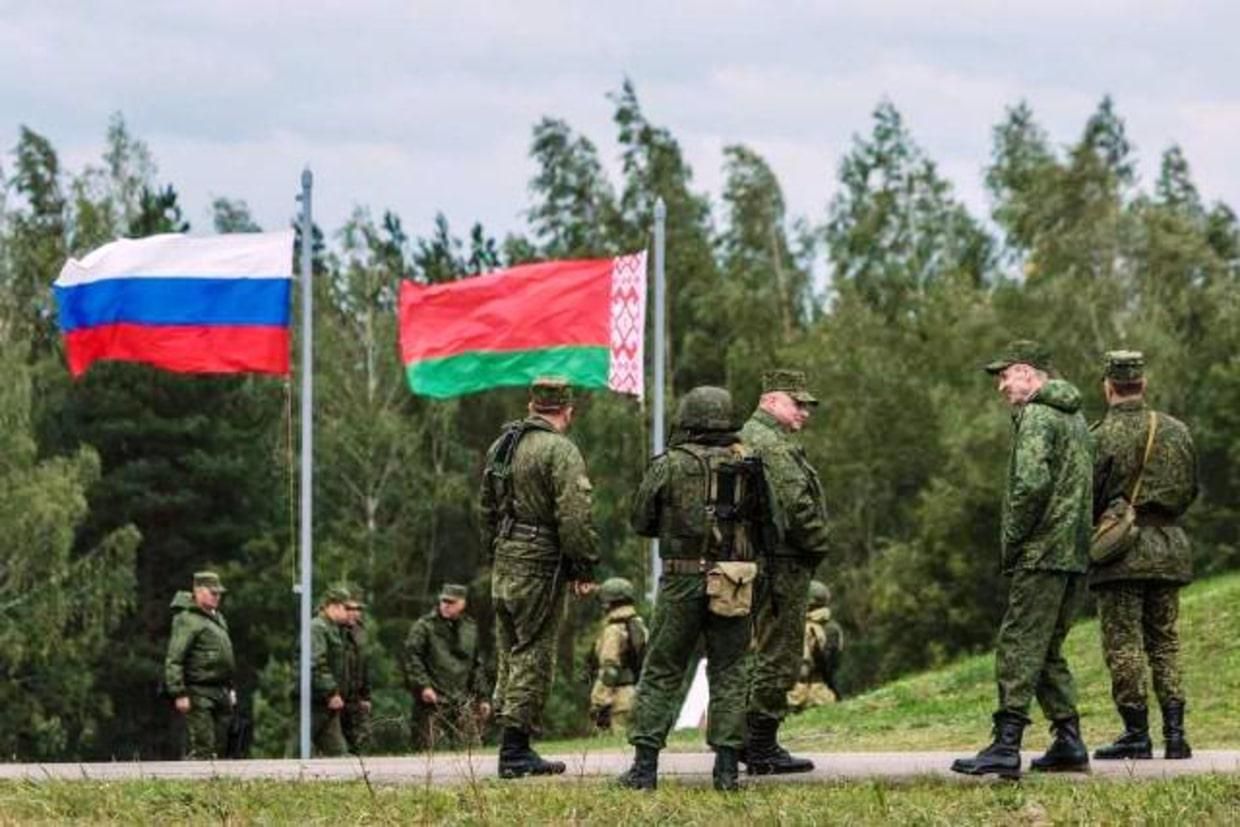 білоруси продовжують сприяти окупантам
