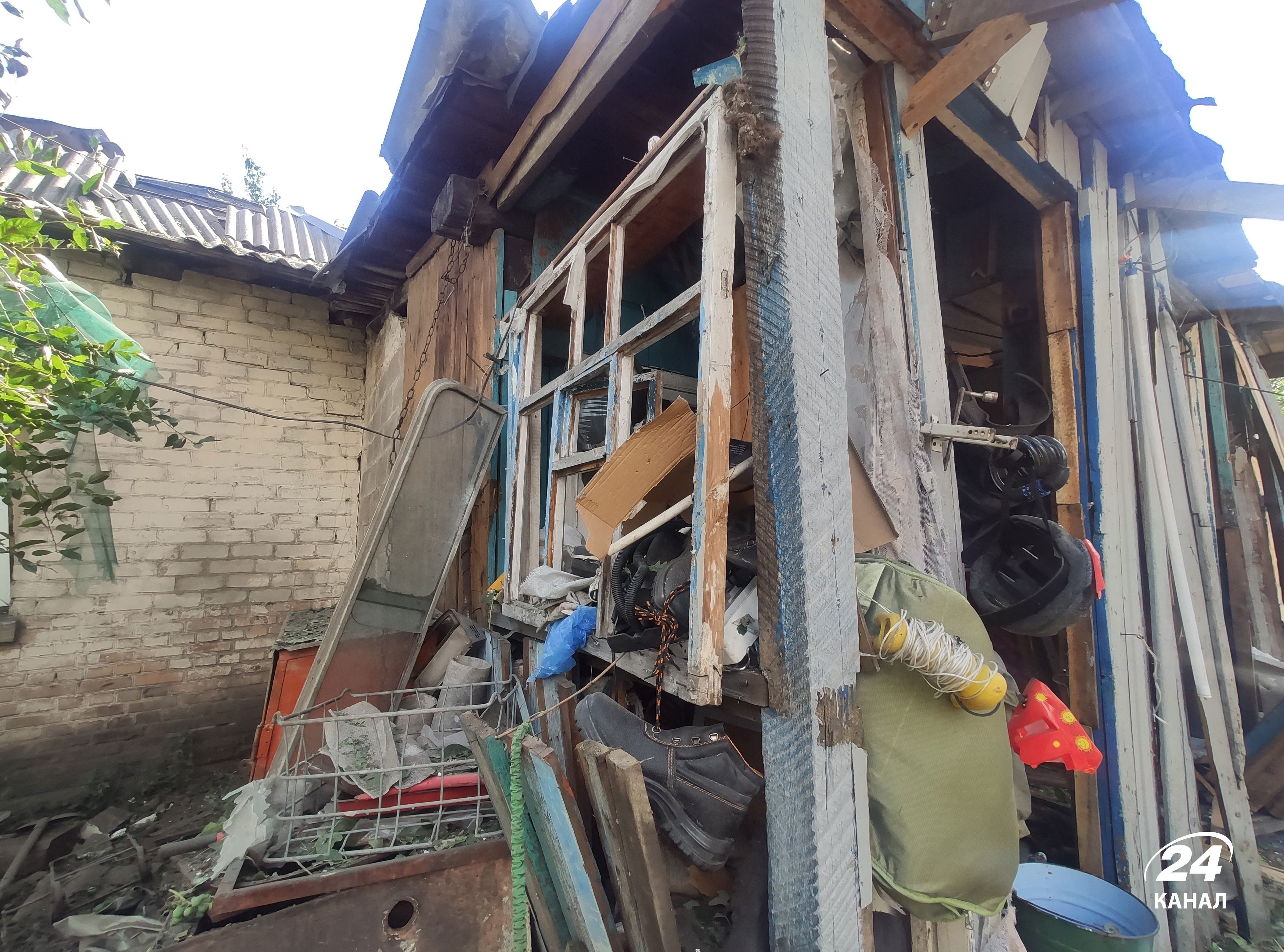 "Відсвяткували день народження": ексклюзивні кадри жахаючих наслідків обстрілу будинку у Харкові - 24 Канал "Відсвяткували день народження": ексклюзивні кадри жахаючих наслідків обстрілу будинку у Харкові - 24 Канал
