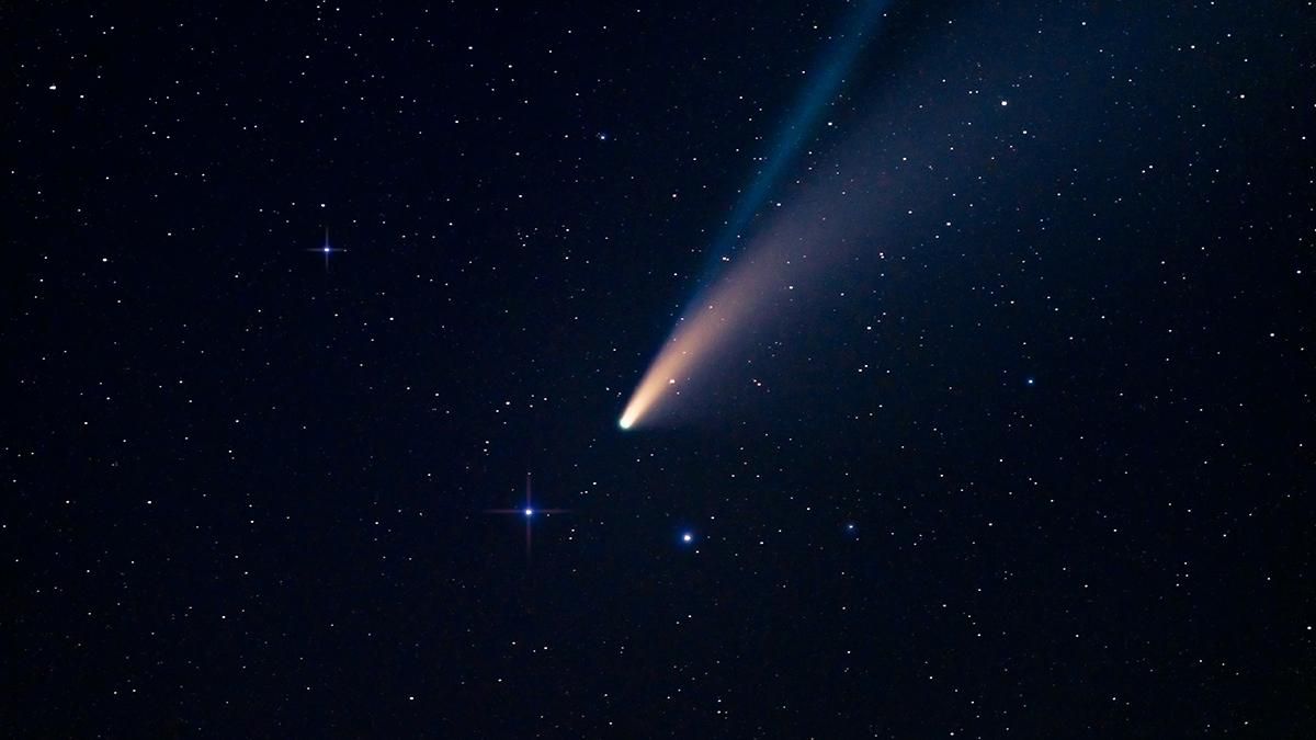 Гигантская комета пролетела рядом с Землей, попав в прямой эфир - Техно