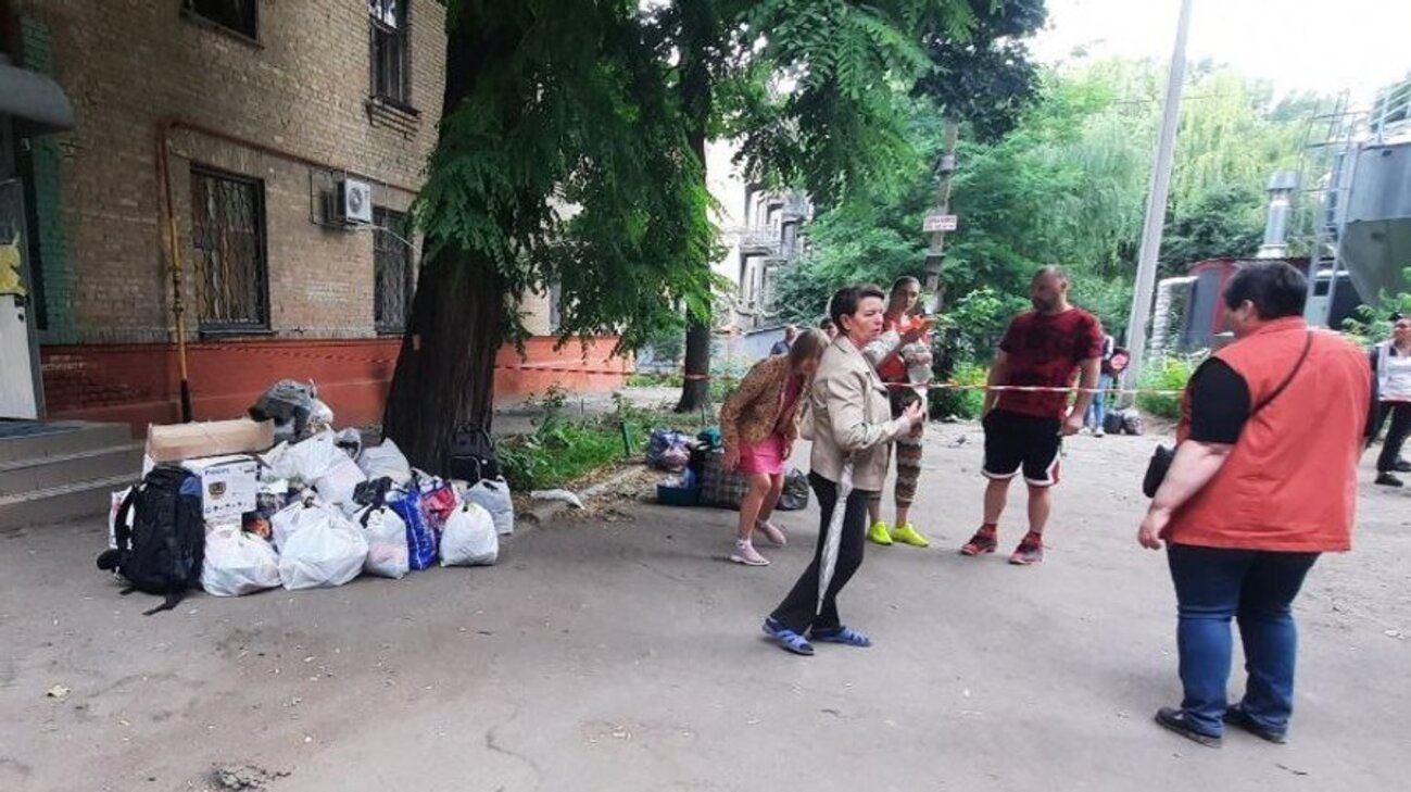 Днепряне рассказали о ракетных обстрелах Днепряне рассказали о ракетных обстрелах